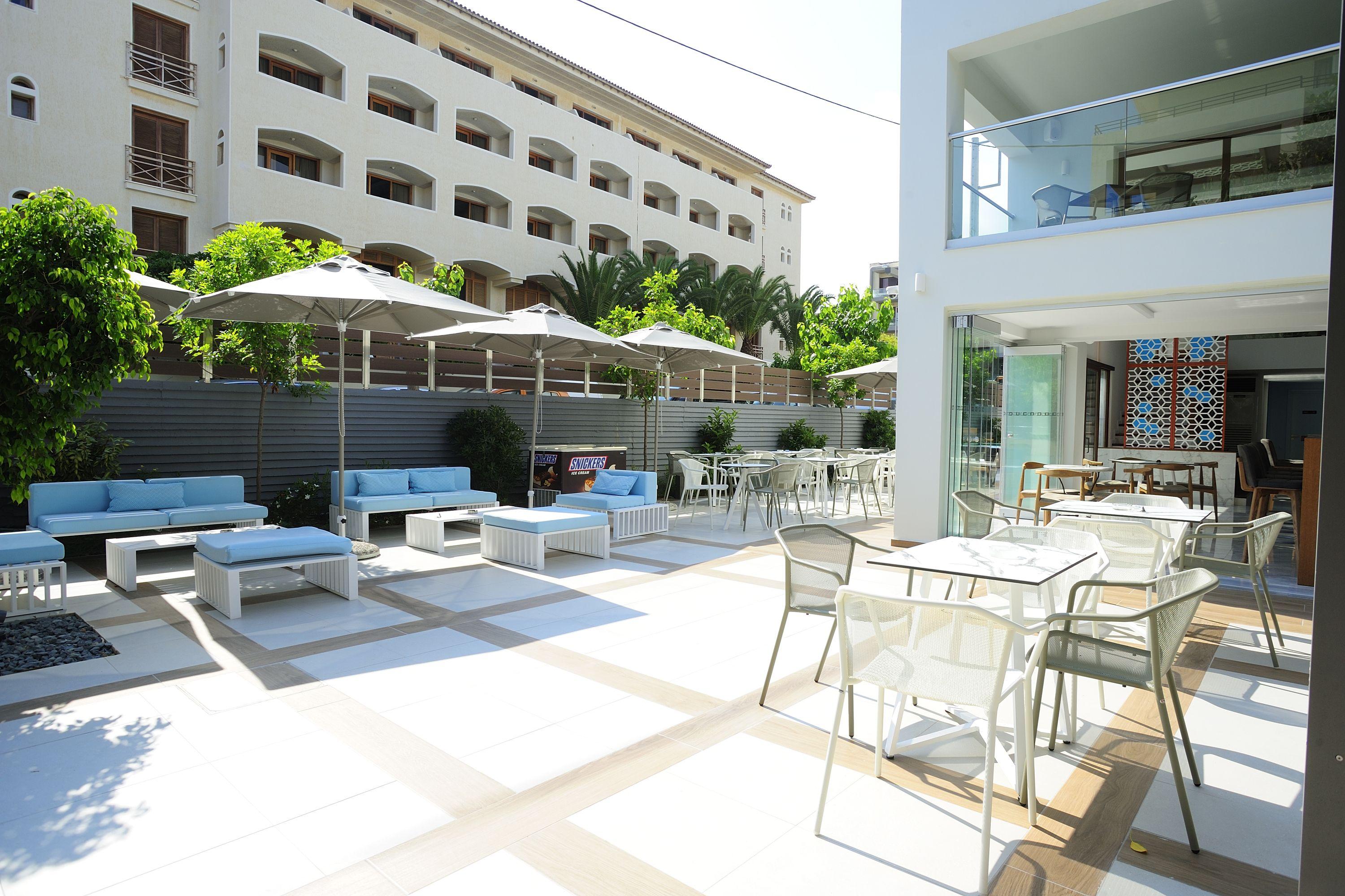 Atrium Ambiance Hotel (Adults Only) 레팀노 외부 사진