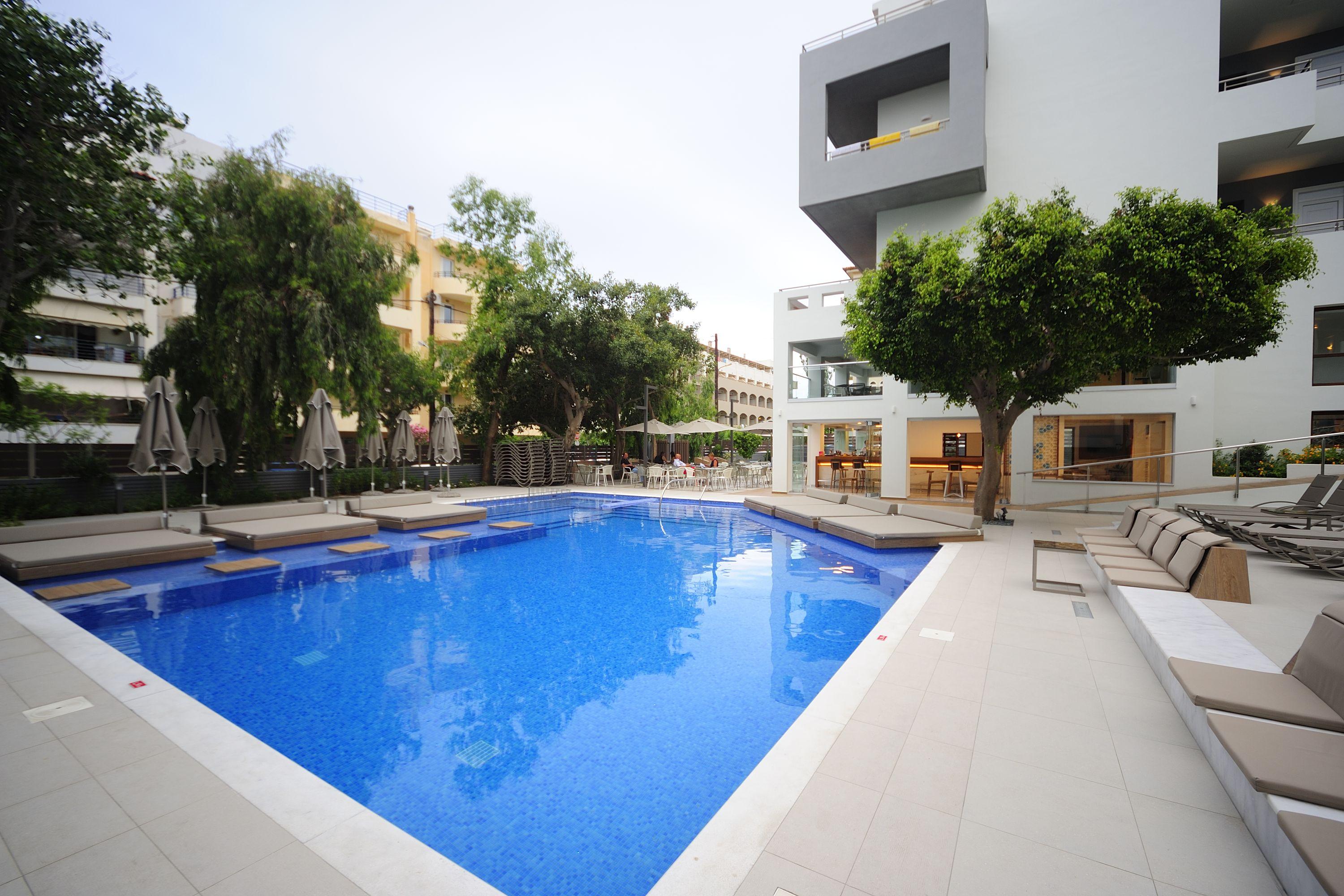 Atrium Ambiance Hotel (Adults Only) 레팀노 외부 사진